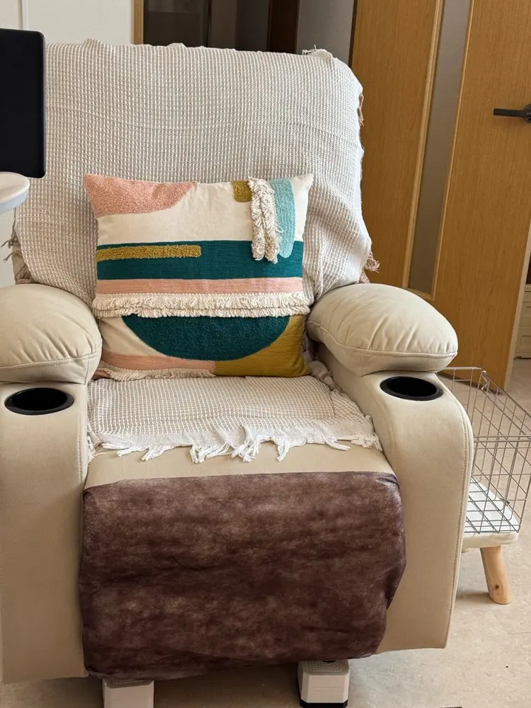 A’arone  nailの内観・外観1