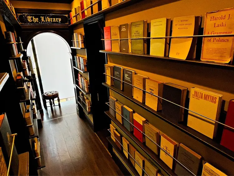 ヒロ銀座BARBERSHOP秋葉原店の内観・外観3