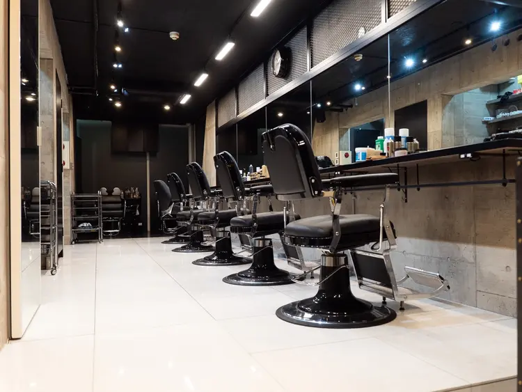 BINGO HAIR WORKS 【ビンゴヘアワークス】の内観・外観2