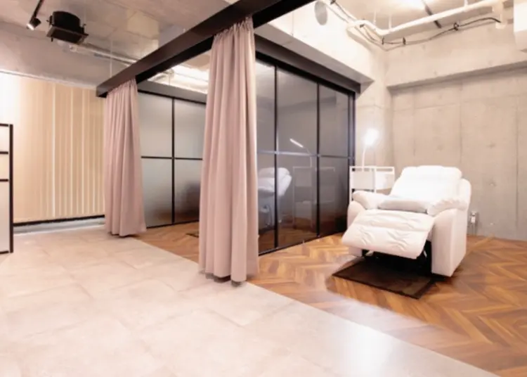 MOANA nail & eyelash 小田原店の内観・外観1