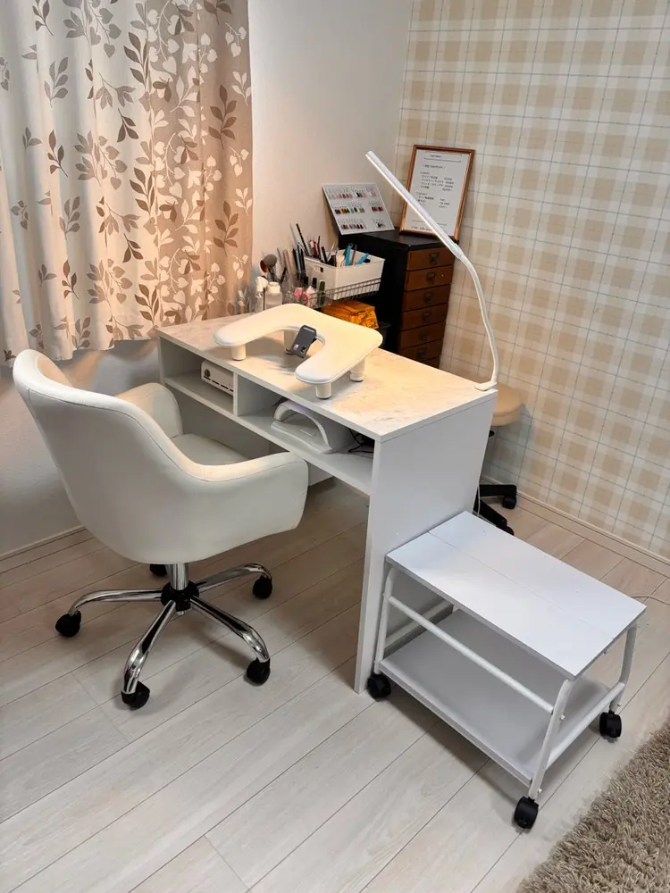 ネイルサロンYURAの内観・外観1