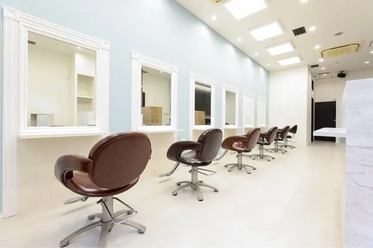 Zipangu inspire曳舟店の内観・外観2