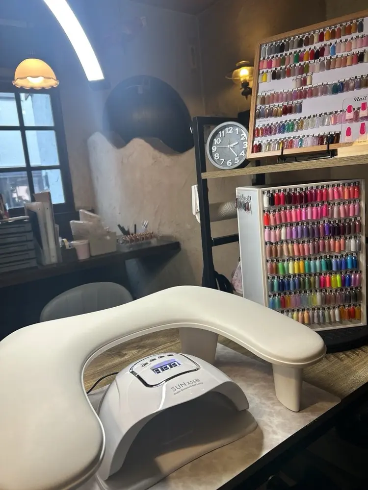 SaaM nailの内観・外観2