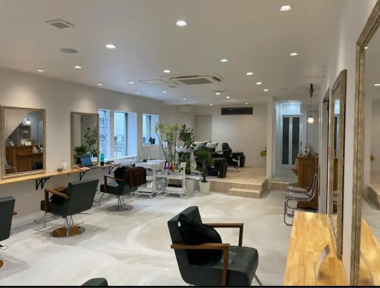 AQUAの内観・外観1