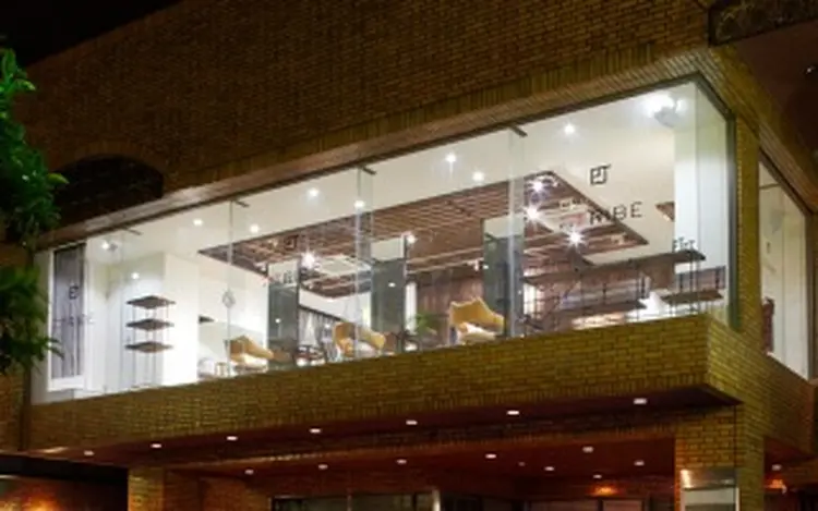 esTRIBEの内観・外観2