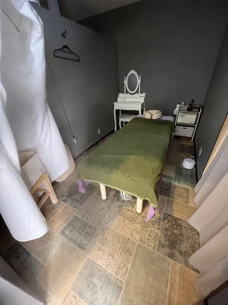 眠れる森の内観・外観2