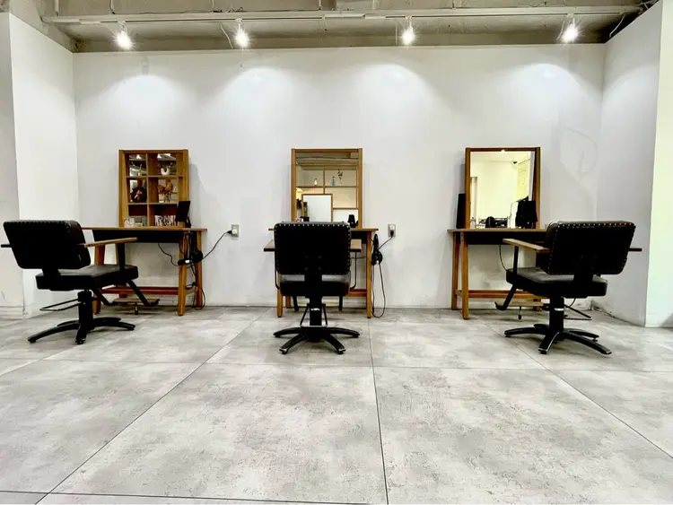 ユニテバイリトルの内観・外観1