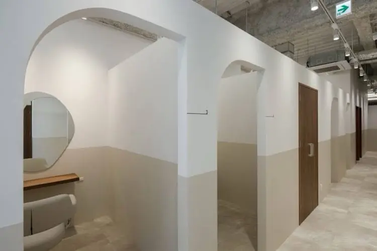 SALOWIN名古屋栄Suite店の内観・外観2