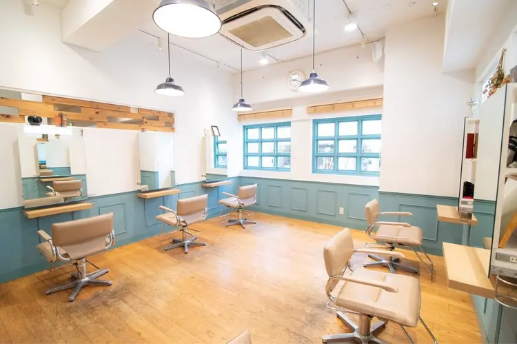 PLACE IN THE SUNの内観・外観3