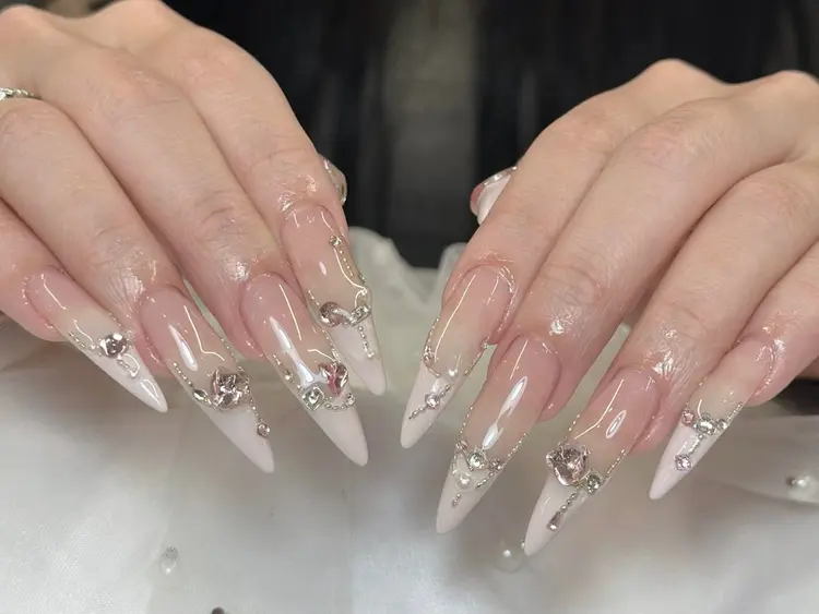 VP nail 新大久保の内観・外観3