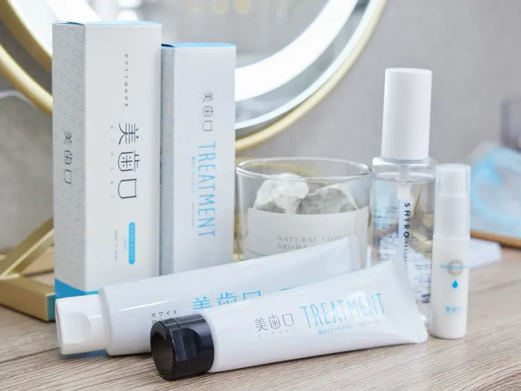 歯のホワイトニング専門店＆whiteの内観・外観3