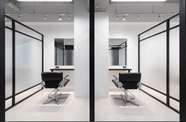 SALOWIN心斎橋店の内観・外観2