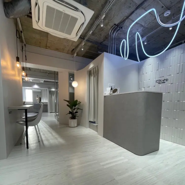 ICON.whipの内観・外観1