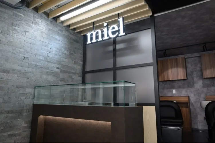 miel  hairの内観・外観1