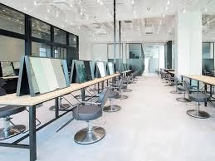 ALBUMの内観・外観2