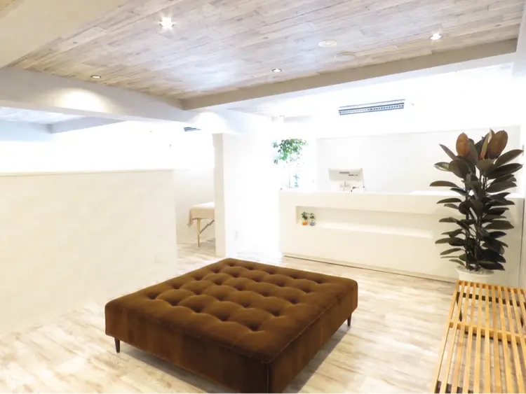 marry 吉祥寺店の内観・外観1