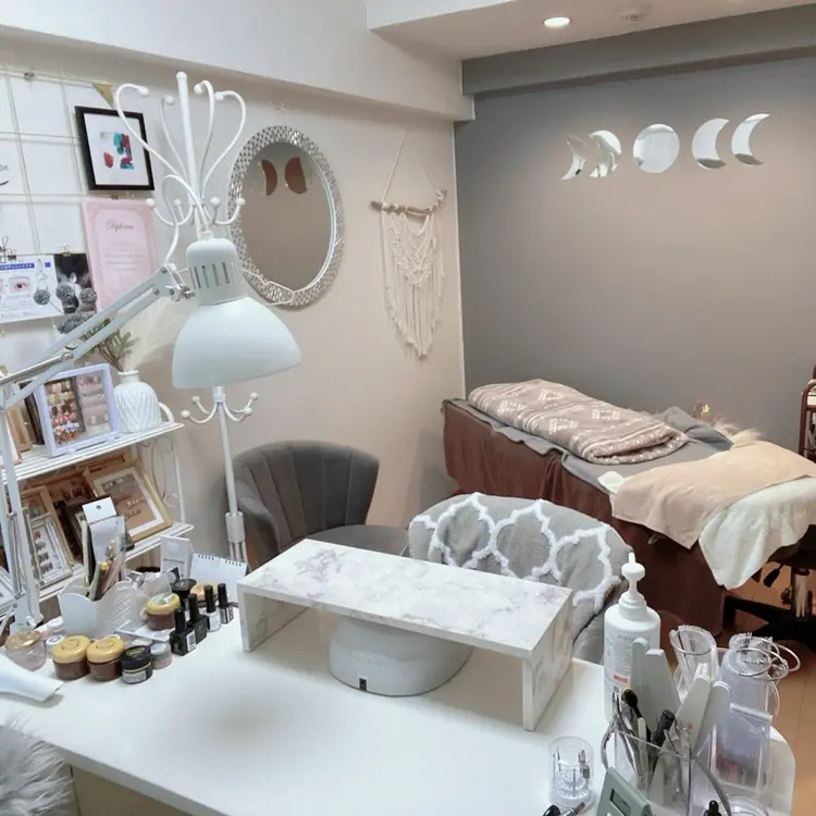 西葛西ネイルサロンSWEETの内観・外観1