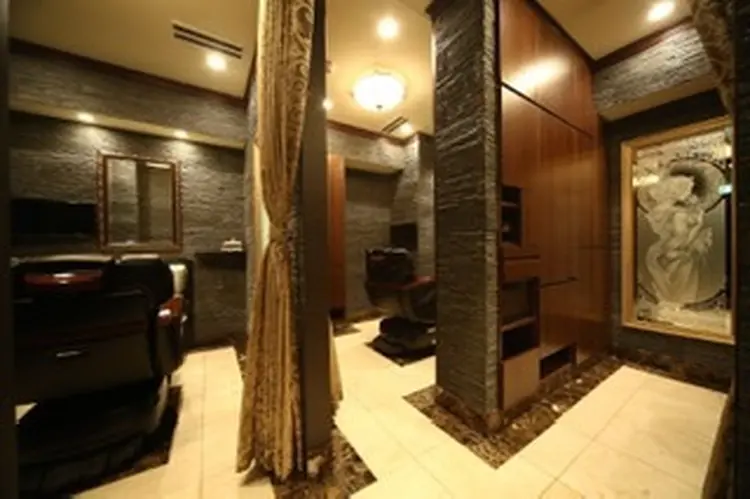 ヒロ銀座ヘアーサロン神田店の内観・外観2