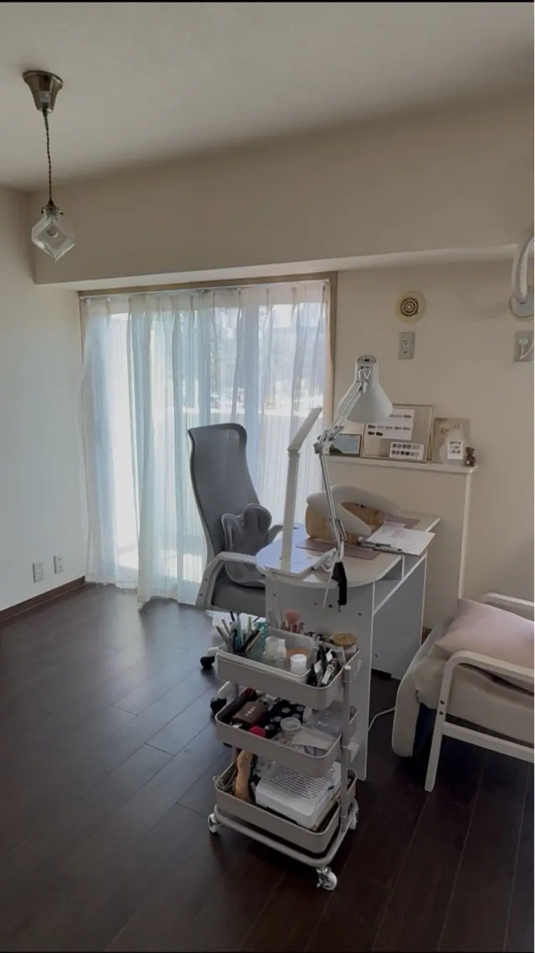 charm.nailの内観・外観1