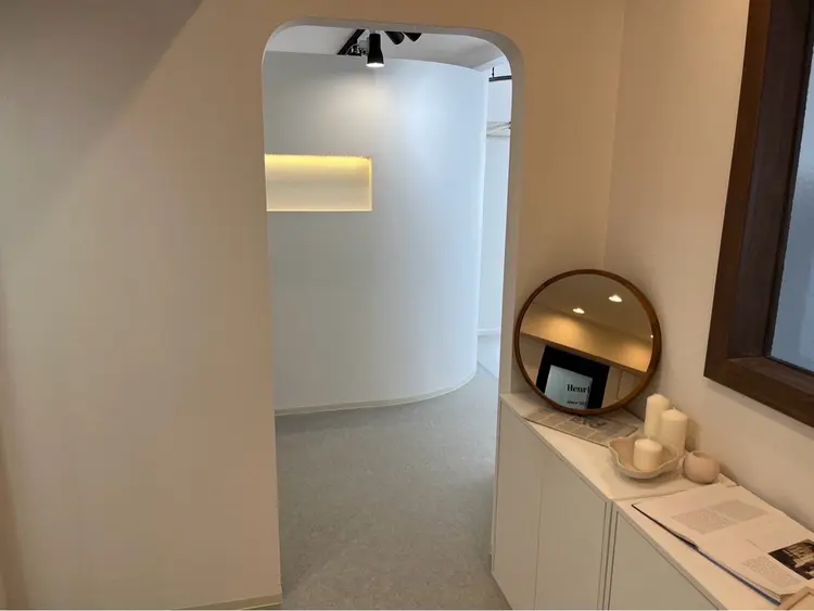 nail & eye henriの内観・外観3