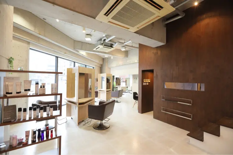 ロックワークオレンジの内観・外観1