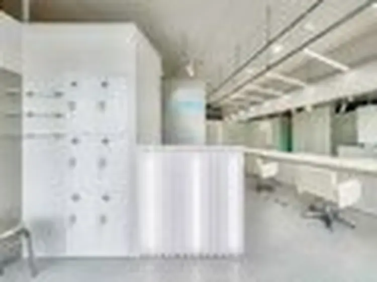 Replica戸塚店の内観・外観2