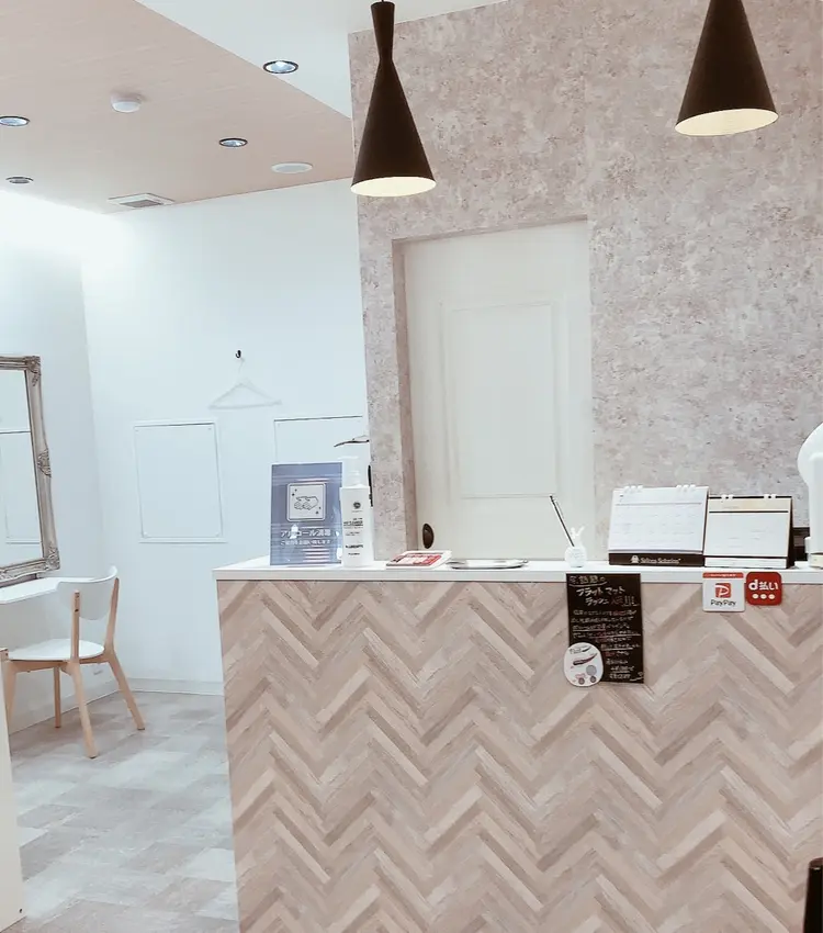 Extension Tomato梅田店の内観・外観1