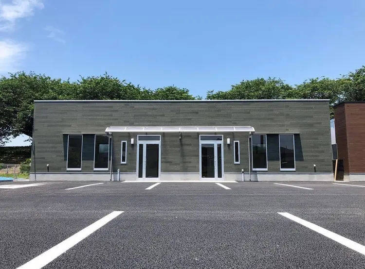 アウリイ　　大在店の内観・外観2