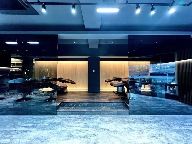 Respia銀座中央通り店の内観・外観2