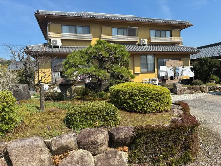 メナード　美濃加茂本郷代行店の内観・外観1