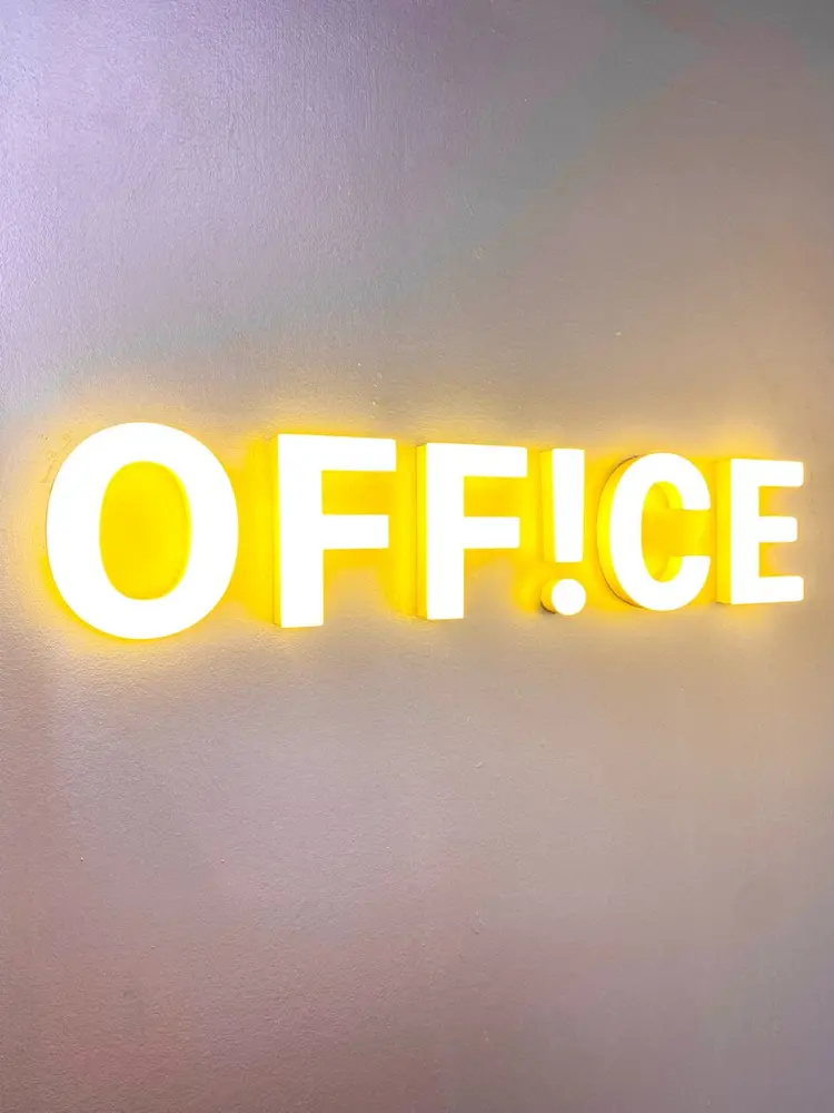 OFFICEの内観・外観1