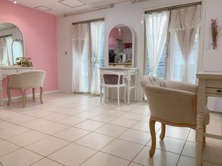 Lome'の内観・外観1