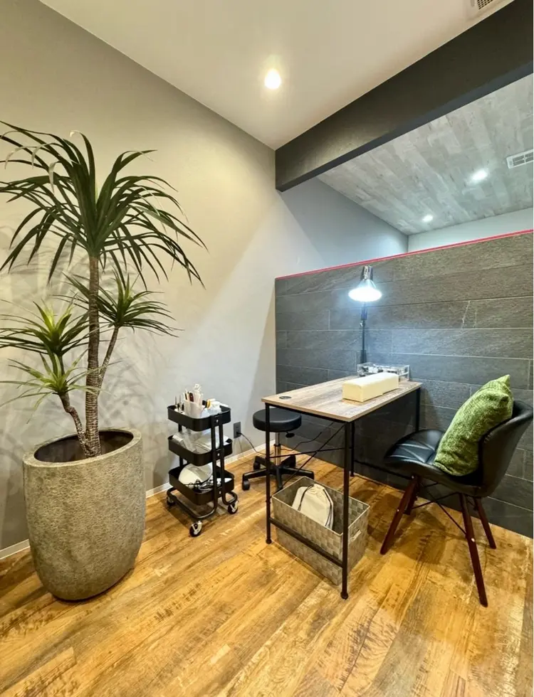 N_Nailの内観・外観2