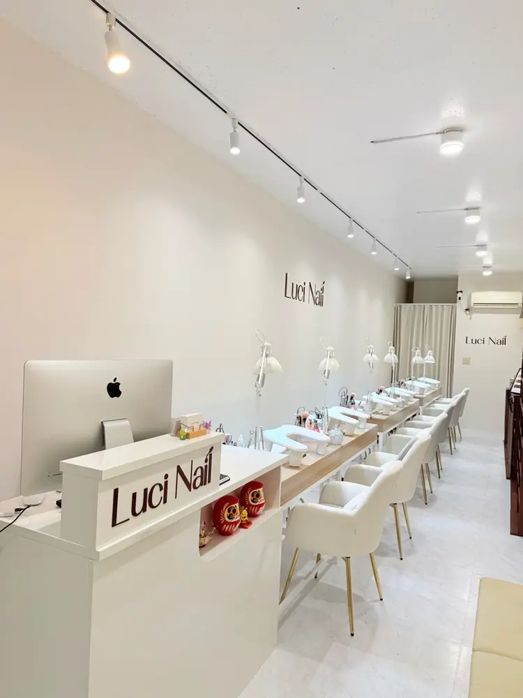 Luci Nailの内観・外観1