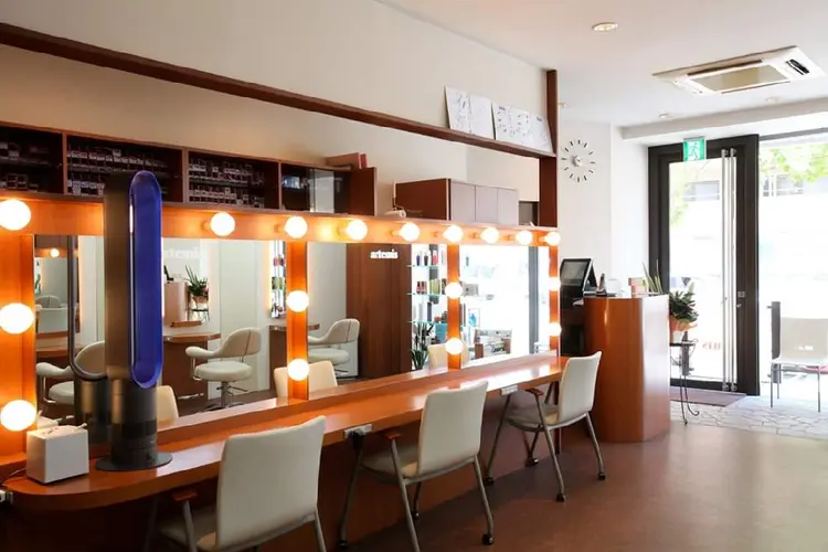 arteism(アルティズム)の内観・外観2