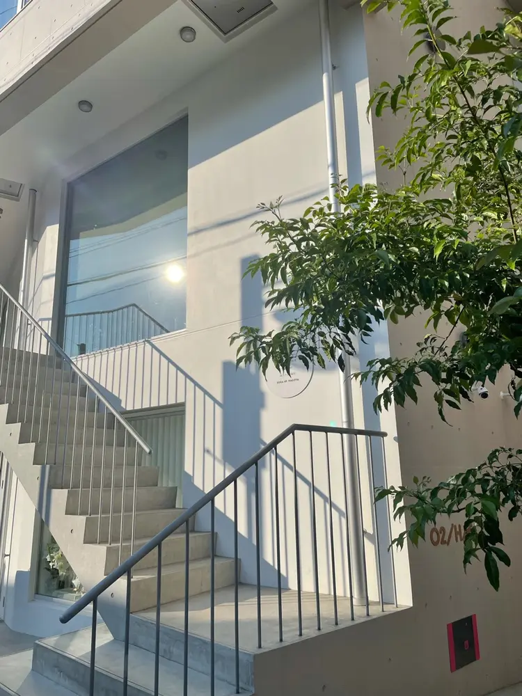 sis nailの内観・外観3