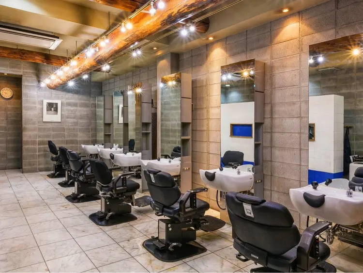 HAIR AVENUE benkei 出戸店の内観・外観3