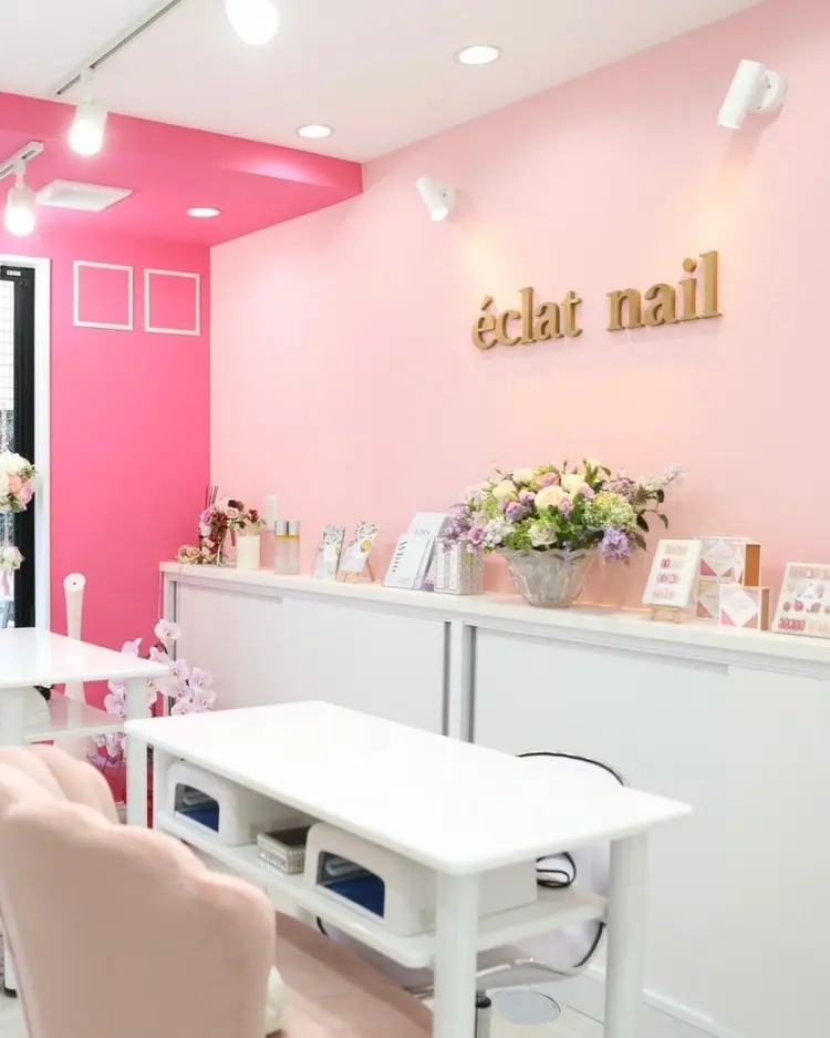 エクラネイルの内観・外観1