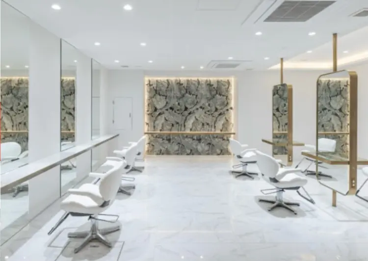 KINGDOMアルーア店の内観・外観2