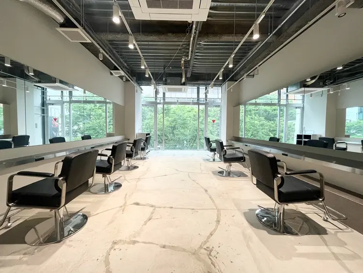 imaの内観・外観1