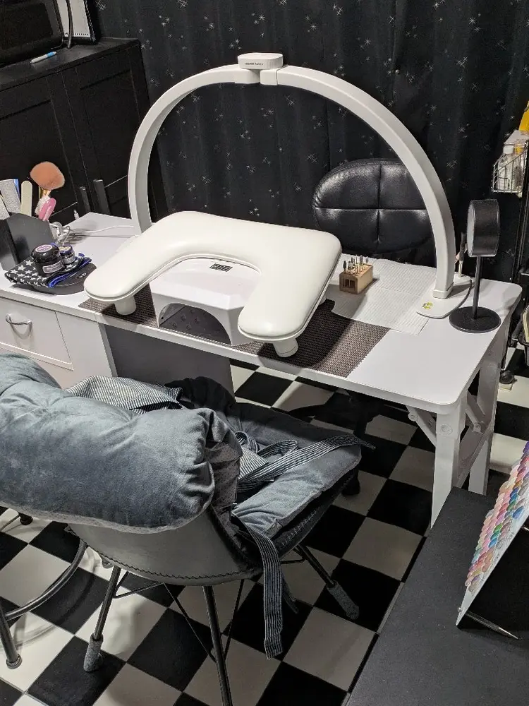 RisusNAILの内観・外観2