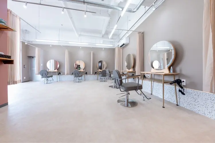 TELA HAIR   岩槻の内観・外観2