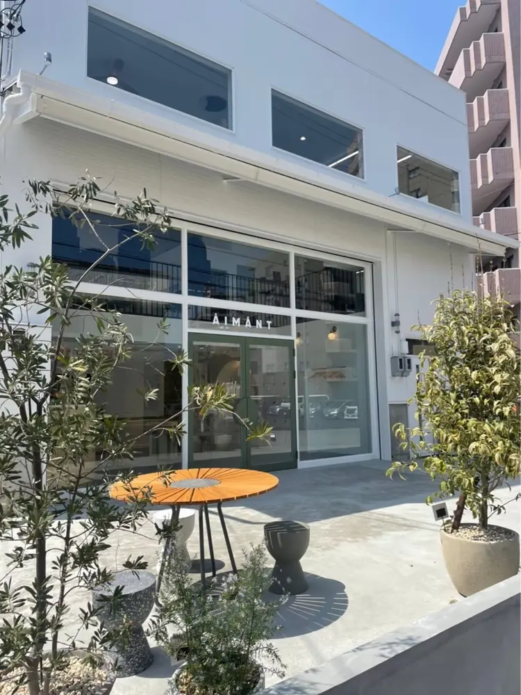 AIMANTの内観・外観1