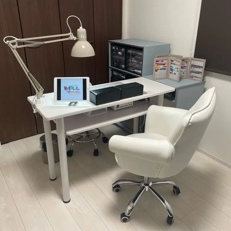 Nailsalon  BELLの内観・外観1