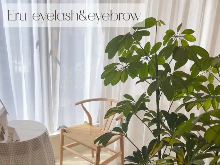 Eru eyelash&eyebrowの内観・外観1