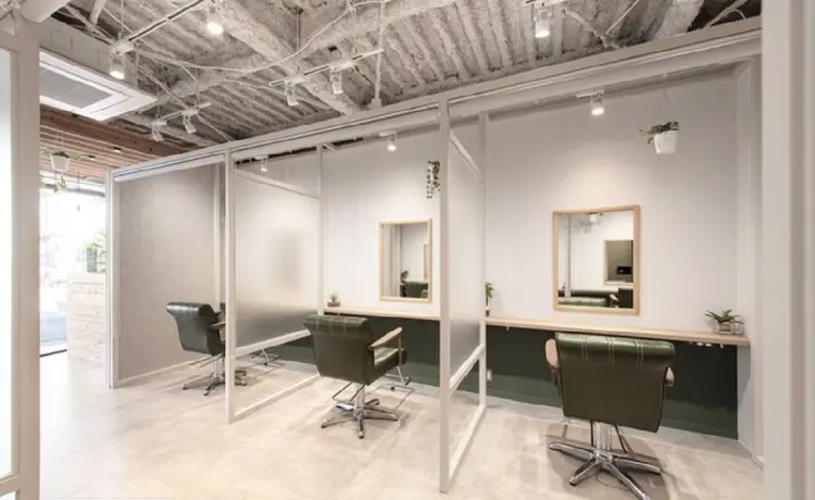 youreshair髪質改善トリートメント&ヘッドスパ新宿EASTの内観・外観3