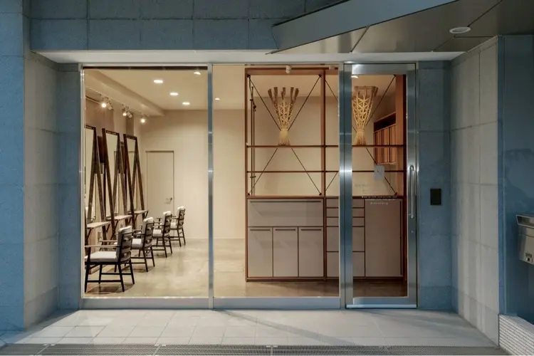NERO  HAIR  SALONの内観・外観1