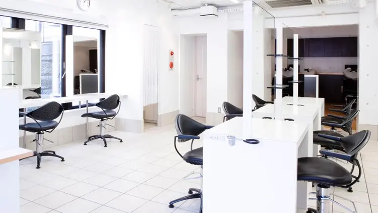 TONI&GUY   EBISUの内観・外観2