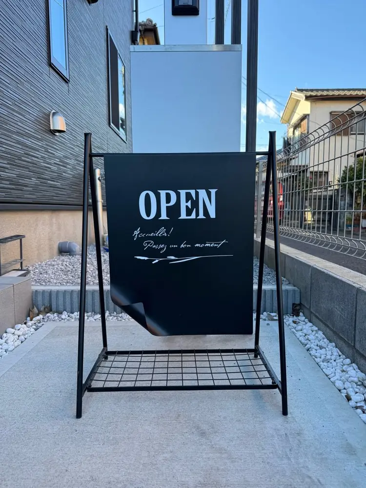 Nailsalon Lightsの内観・外観1