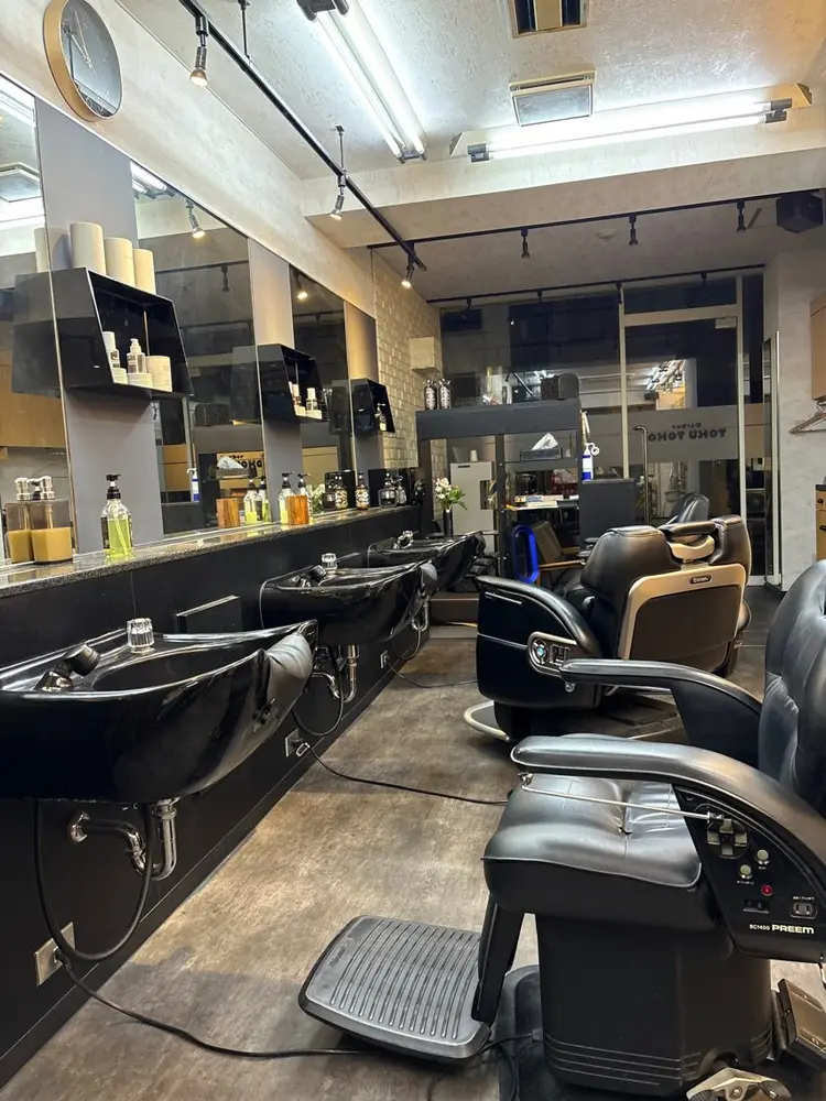 BarberTOKUTOKOの内観・外観2